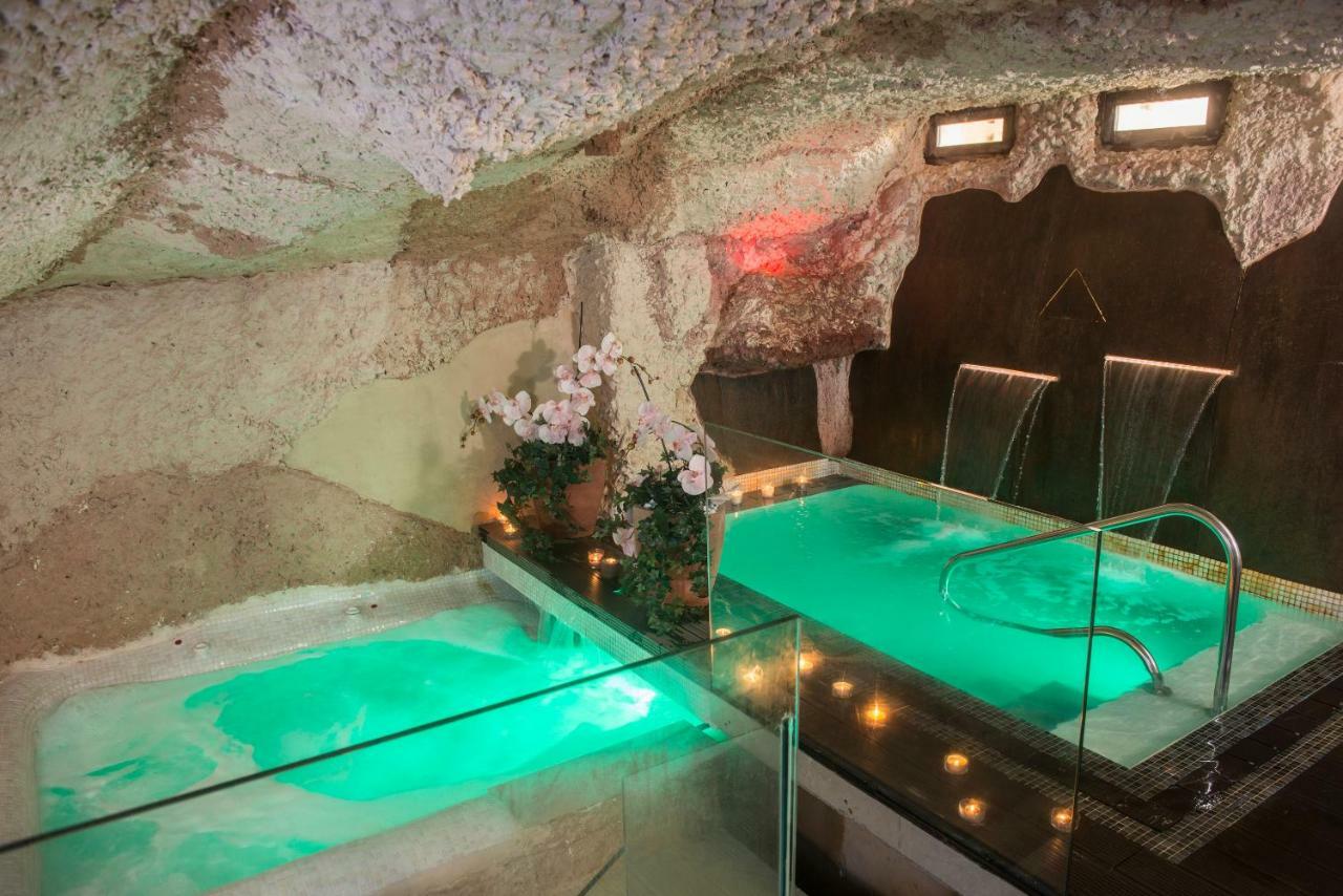 Spa La Cueva Del Agua Hita Extérieur photo